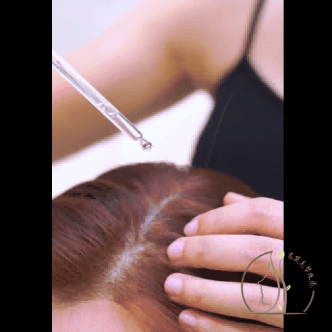 以專業植萃精油打造放鬆儀式，緩解頭皮緊繃、安定情緒，讓身心慢慢沉靜下來。